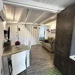 Comodo E Funzionale In Pieno Centro A C228 * SantʼAntìoco