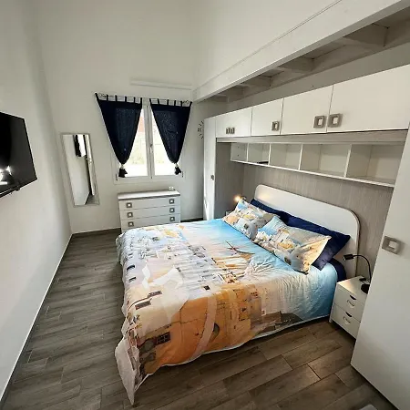 Comodo E Funzionale In Pieno Centro A C228 Lägenhet *